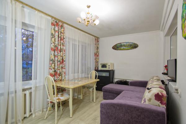 Двухкомнатная квартира с мебелью, техникой и большой лоджией — фото 4